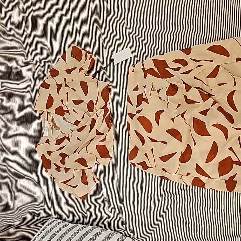 Astr The Label - Matching Skirt/Crop Top Set